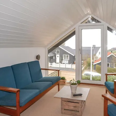 Two-bedroom Holiday In V Ferienhaus *