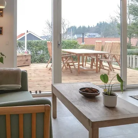 Two-bedroom Holiday In V * Esbjerg